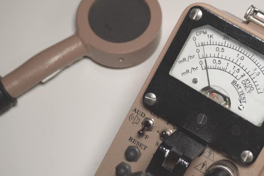 How To Use a Geiger Counter